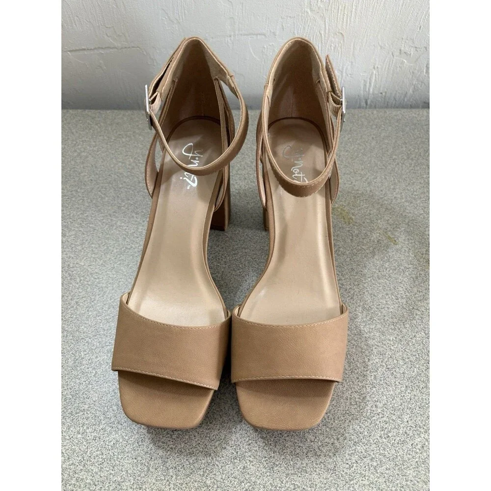 Y Not ? Womens Tan Block Heels Ankle Strap Size 8M  New Without Tags